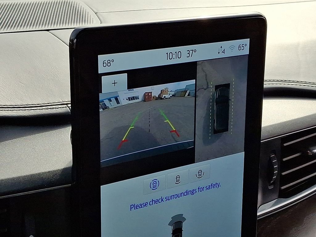 Used 2023 Ford Explorer Platinum w/ Technology Package image 21