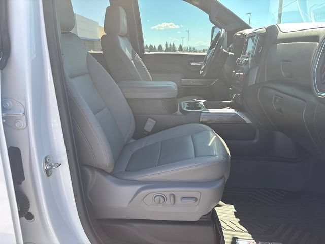Certified 2023 Chevrolet Silverado 3500 LTZ w/ LTZ Convenience Package AWD/4WD image 22