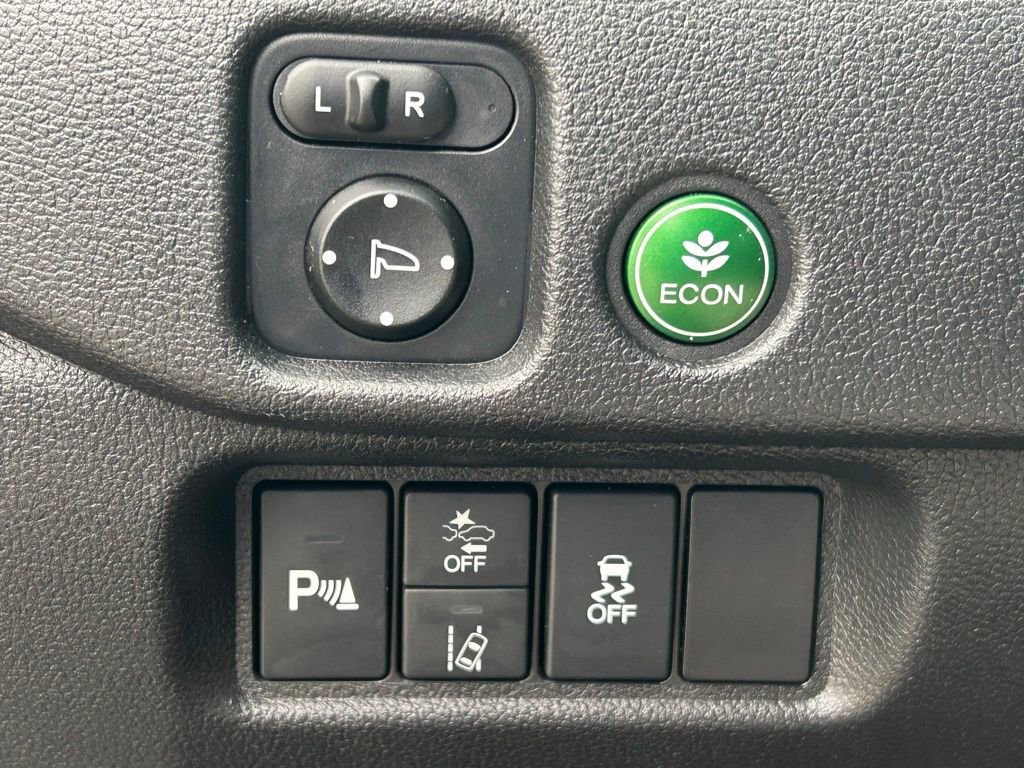 Used 2019 Honda Pilot Touring image 32
