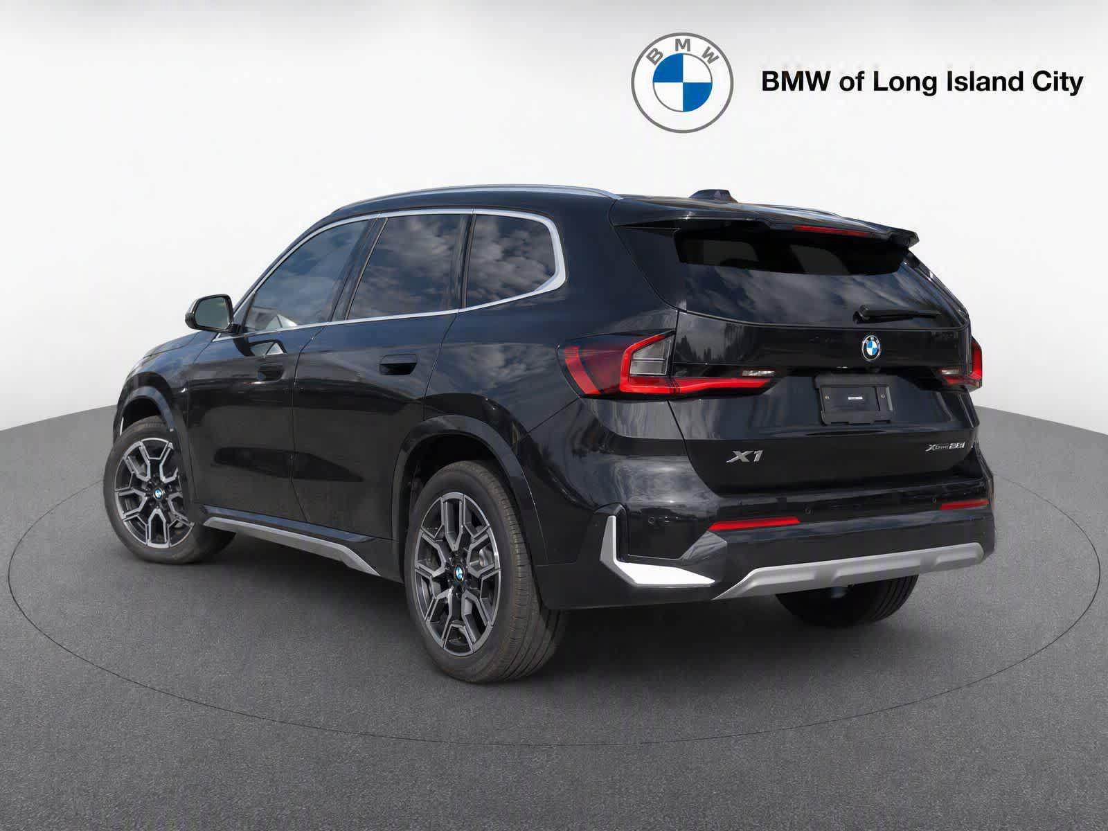 New 2026 BMW X1 xDrive28i w/ Convenience Package AWD/4WD image 5