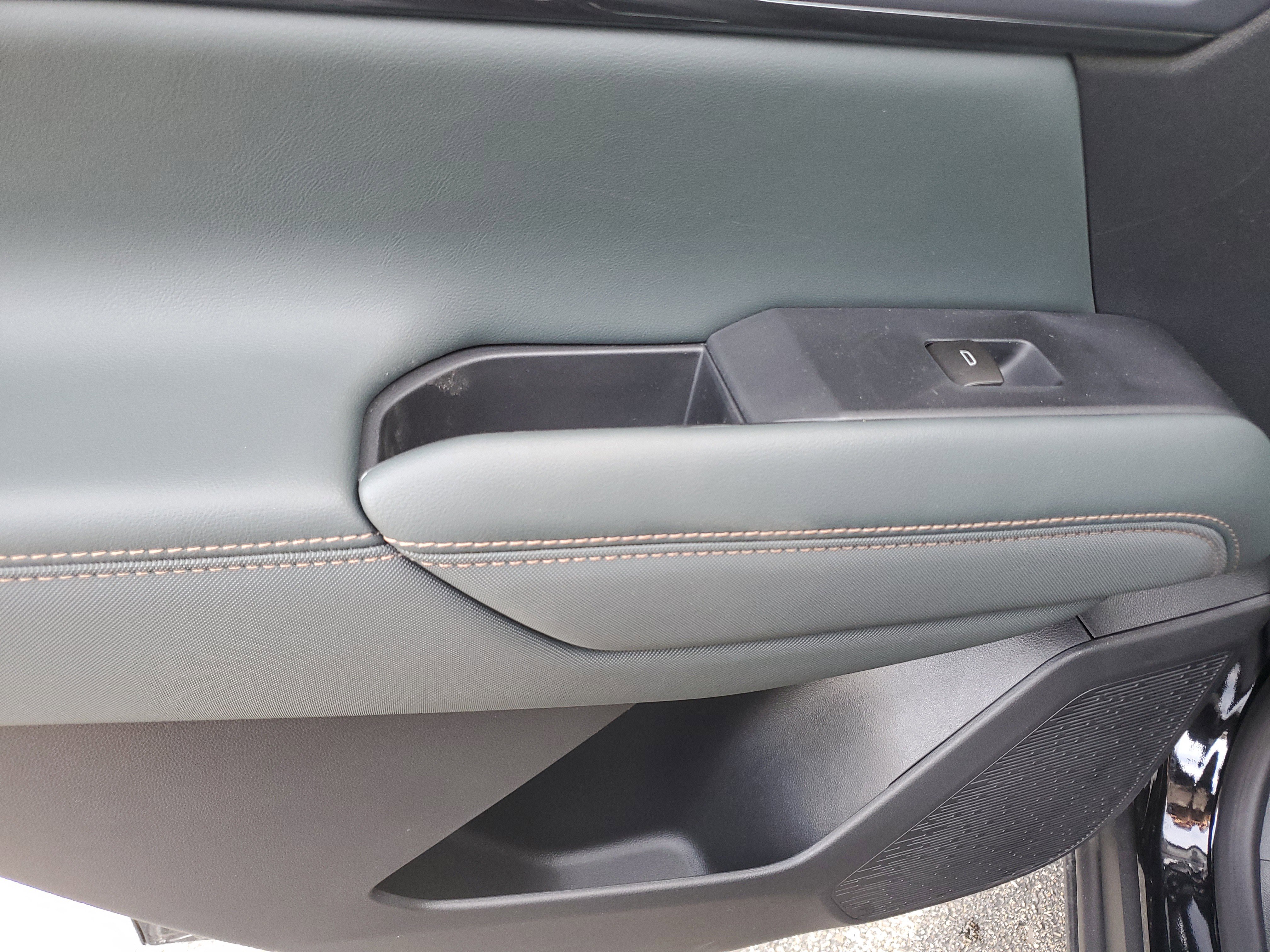 New 2026 GMC Terrain AT4 w/ Convenience Package III image 33