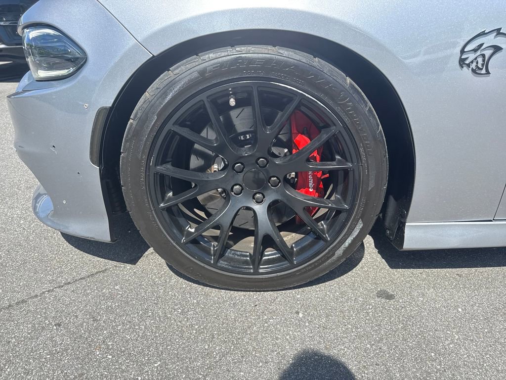 Used 2016 Dodge Charger SRT Hellcat w/ Harman/Kardon Audio Group RWD image 26
