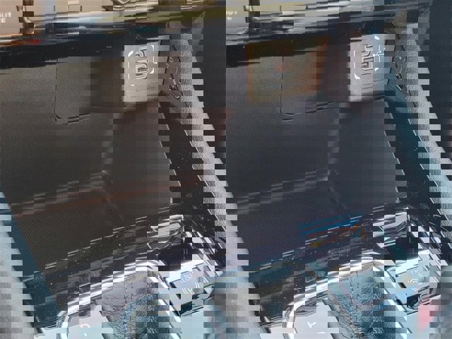 New 2026 Jeep Compass Limited image 30