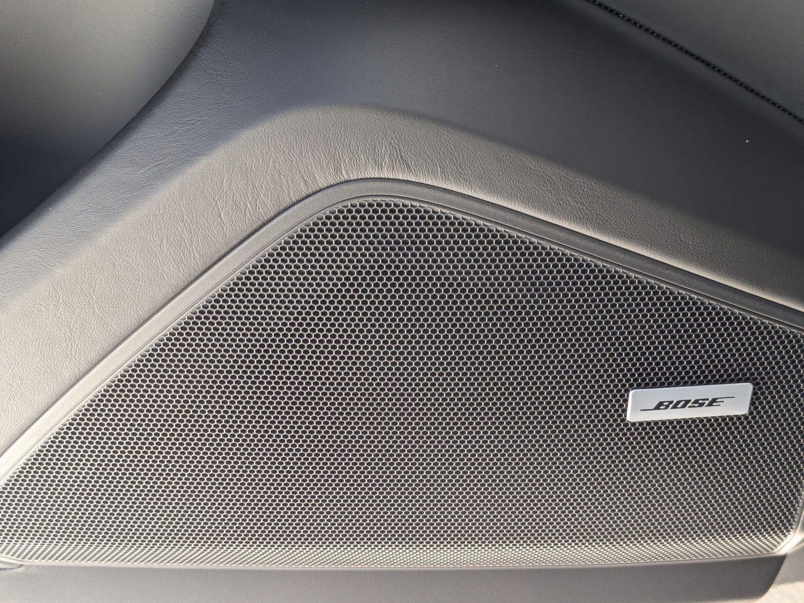 Certified 2025 Porsche Cayenne Coupe image 15