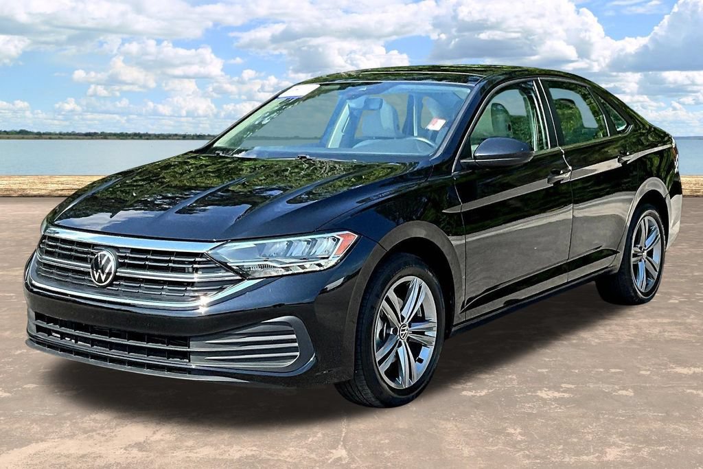 Used 2023 Volkswagen Jetta SE FWD image 4