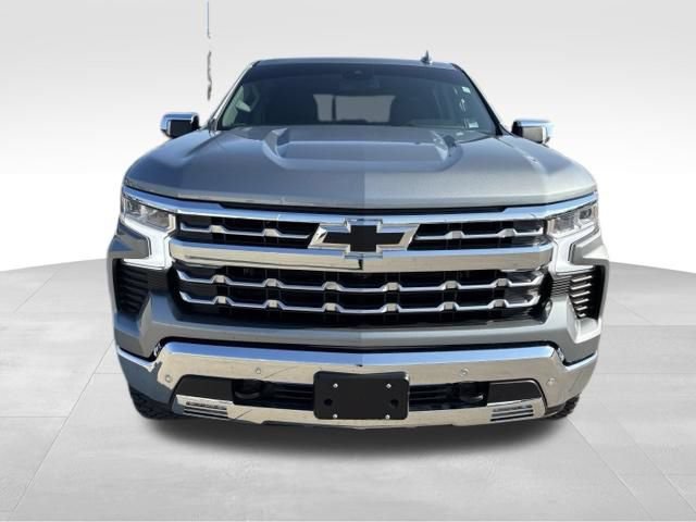 Used 2026 Chevrolet Silverado 1500 LTZ AWD/4WD image 8