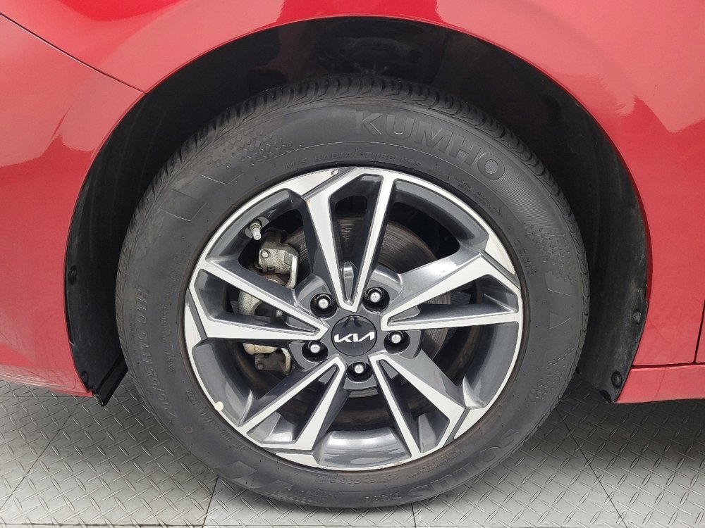 Used 2024 Kia Forte LXS image 31