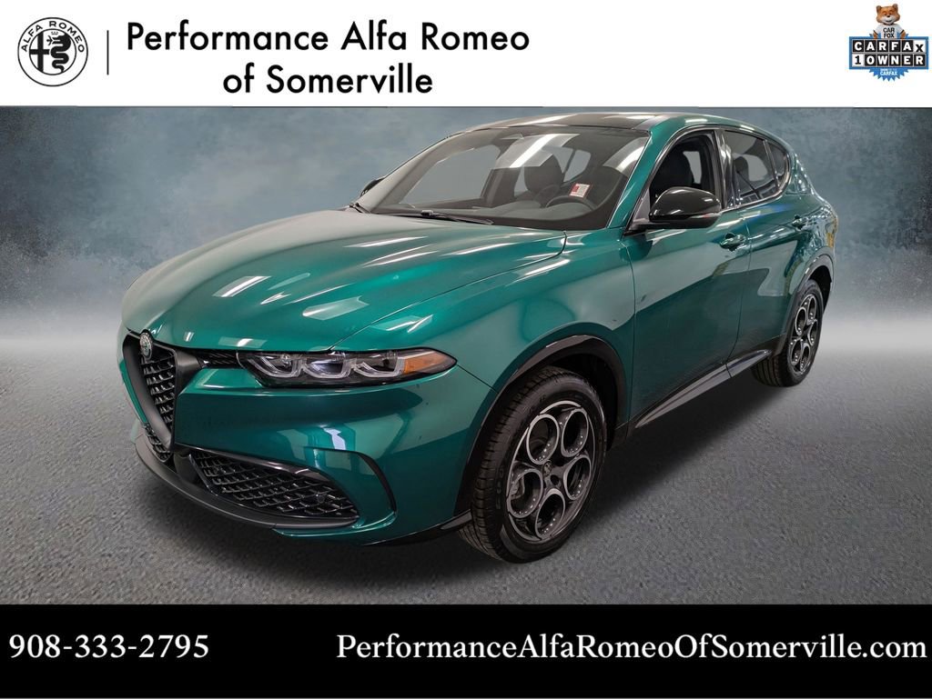 Used 2025 Alfa Romeo Tonale w/ Premium Package