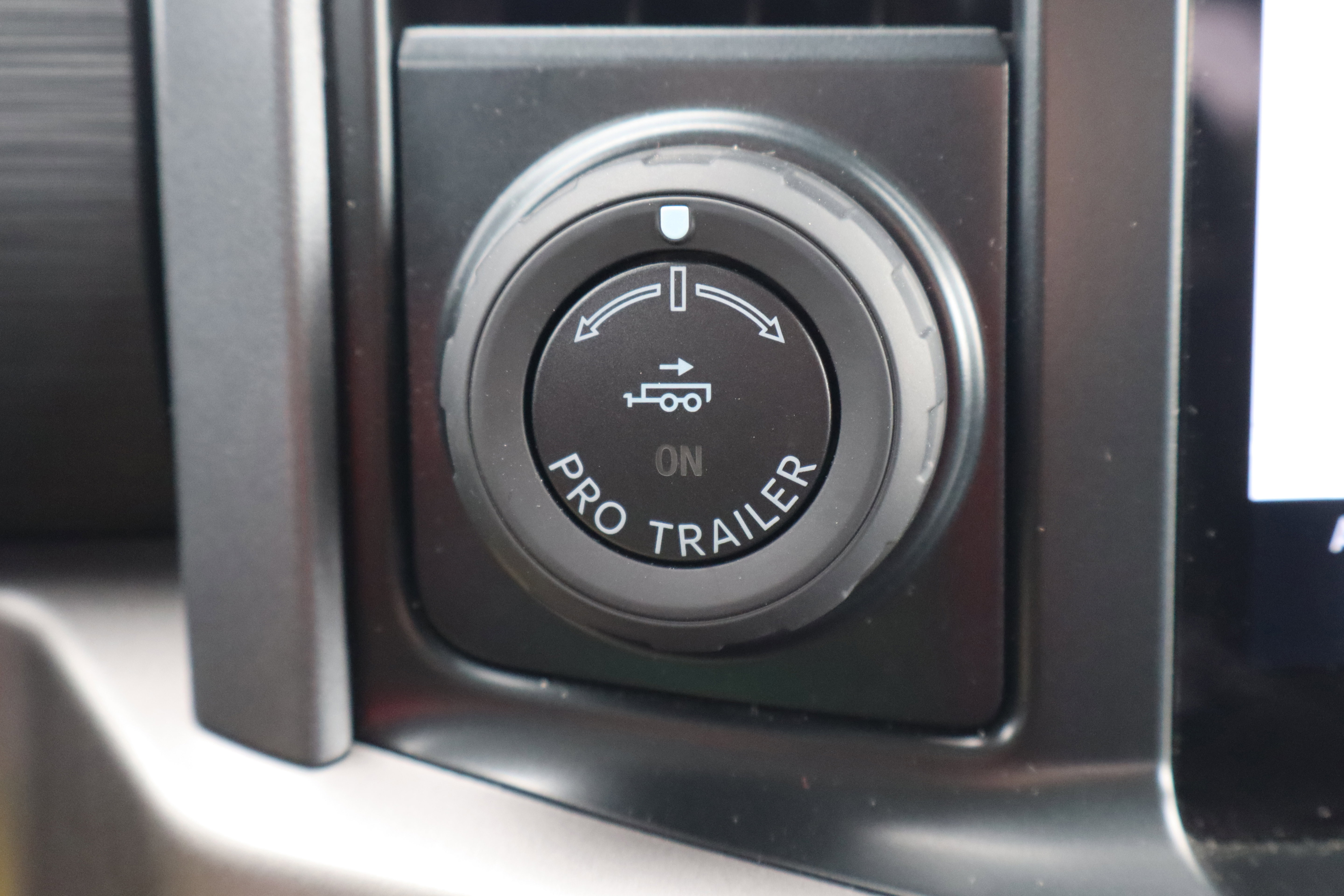 Used 2024 Ford F150 XLT w/ Mobile Office Package RWD image 24