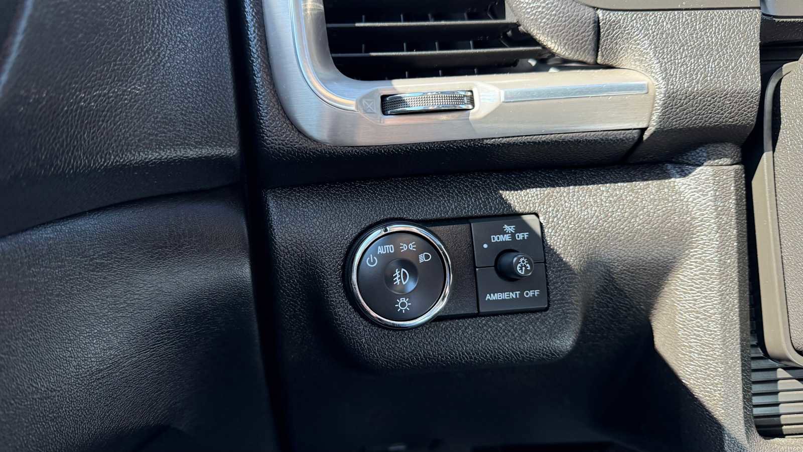 Used 2013 GMC Acadia Denali AWD/4WD image 17