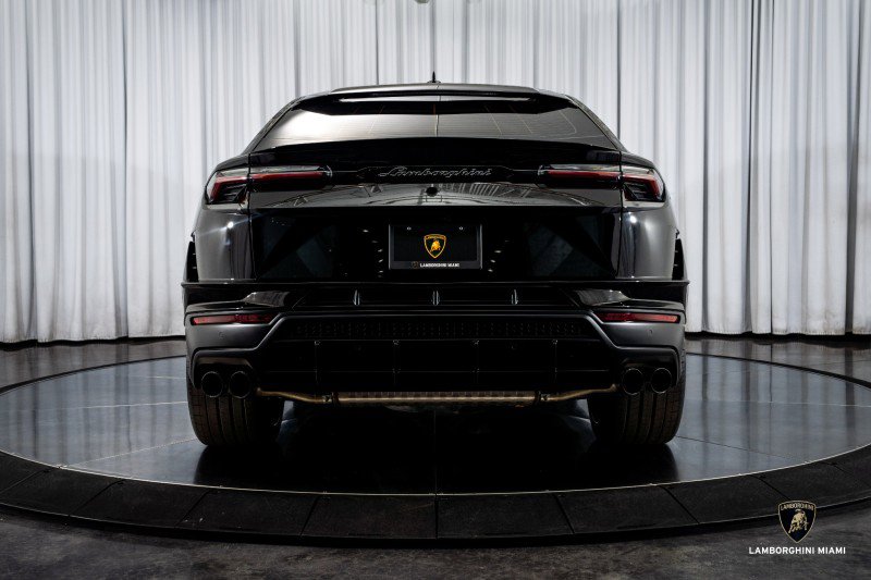 Used 2024 Lamborghini Urus S image 16