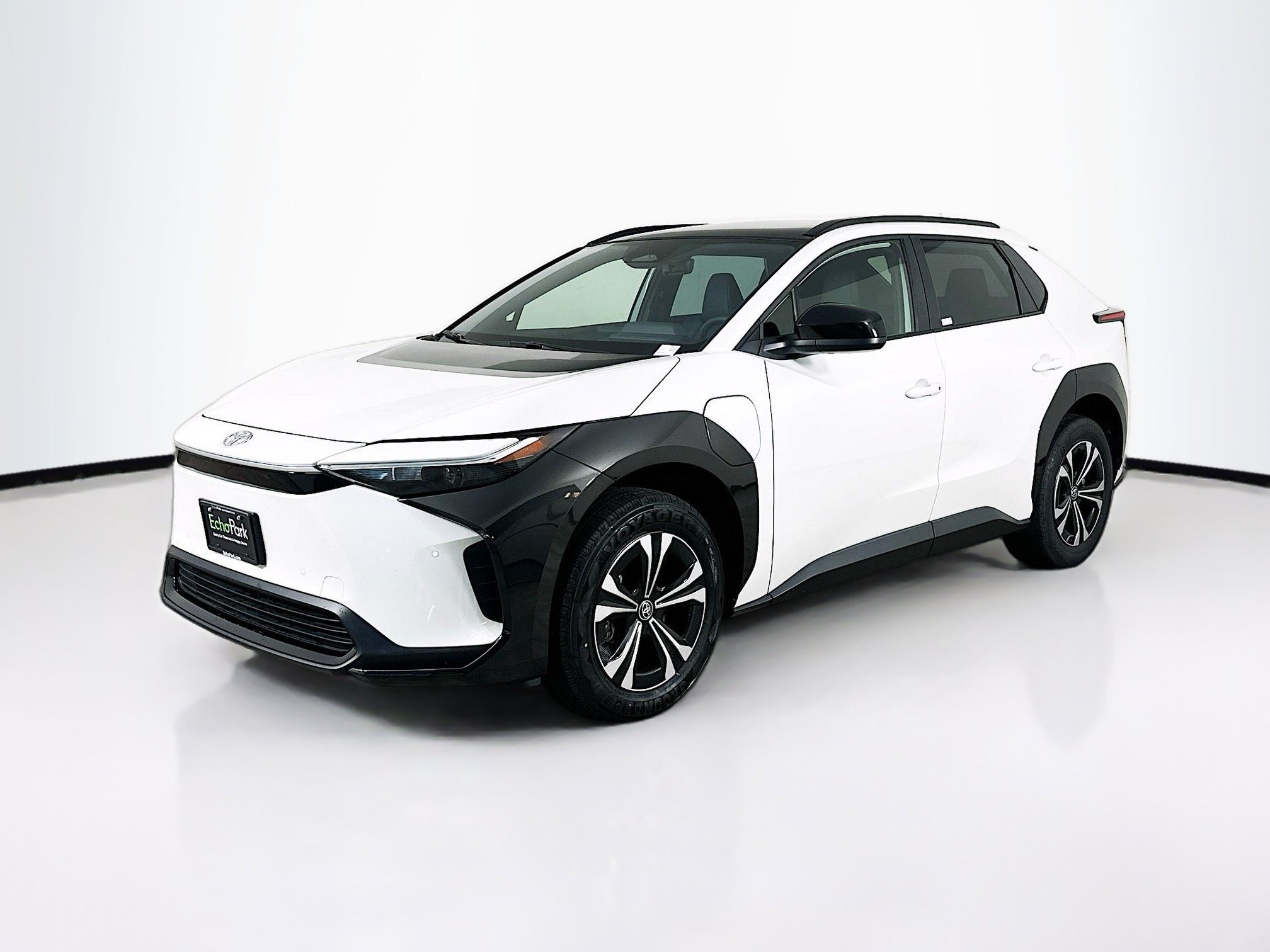 Used 2024 Toyota bZ4X AWD w/ Weather Package image 3