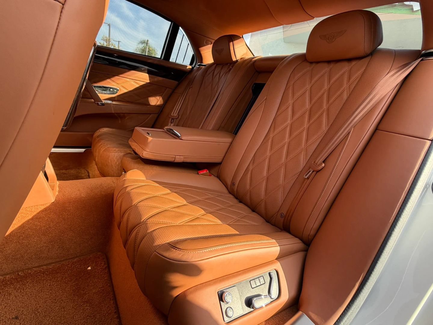Used 2014 Bentley Flying Spur W12 AWD/4WD image 17