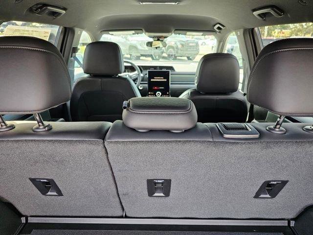 New 2026 GMC Terrain AT4 w/ Convenience Package III AWD/4WD image 23