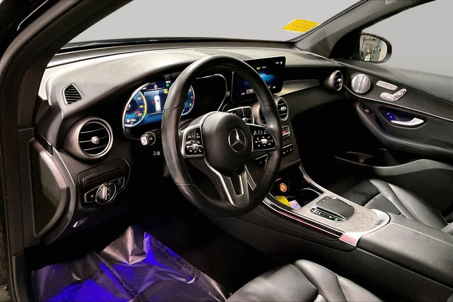 Used 2020 Mercedes-Benz GLC 300 4MATIC image 18