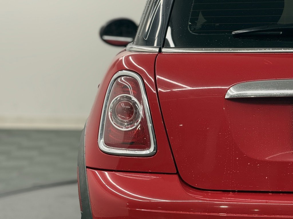 Used 2013 MINI Cooper Hardtop image 9