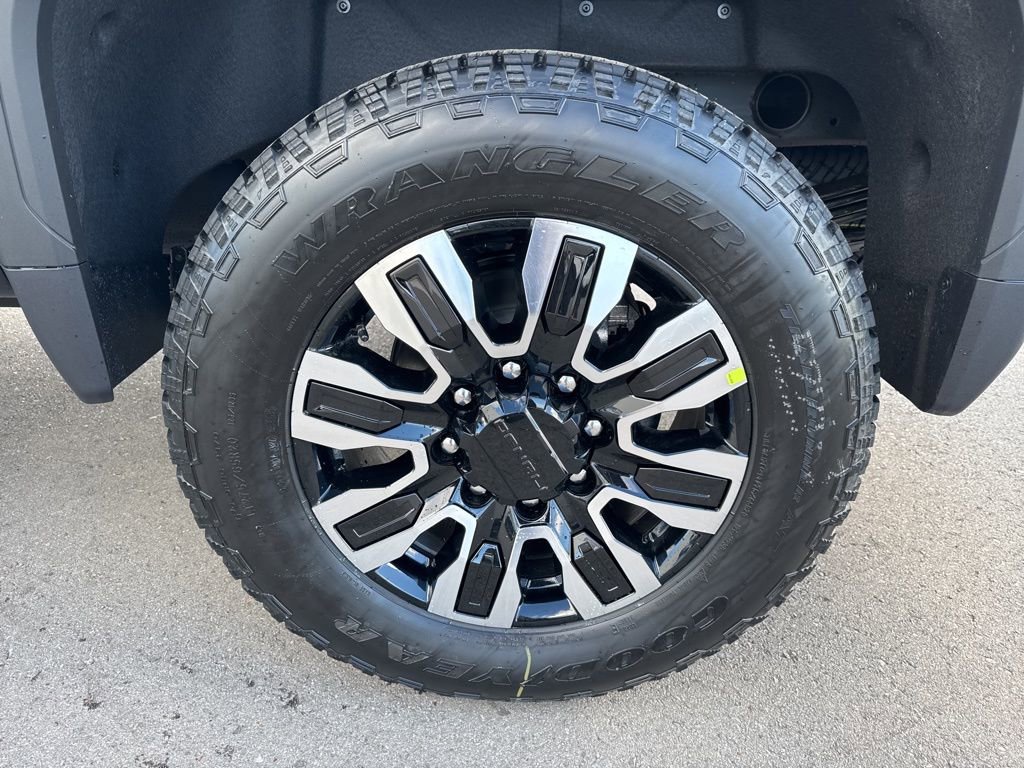 New 2026 GMC Sierra 2500 Denali Ultimate image 35