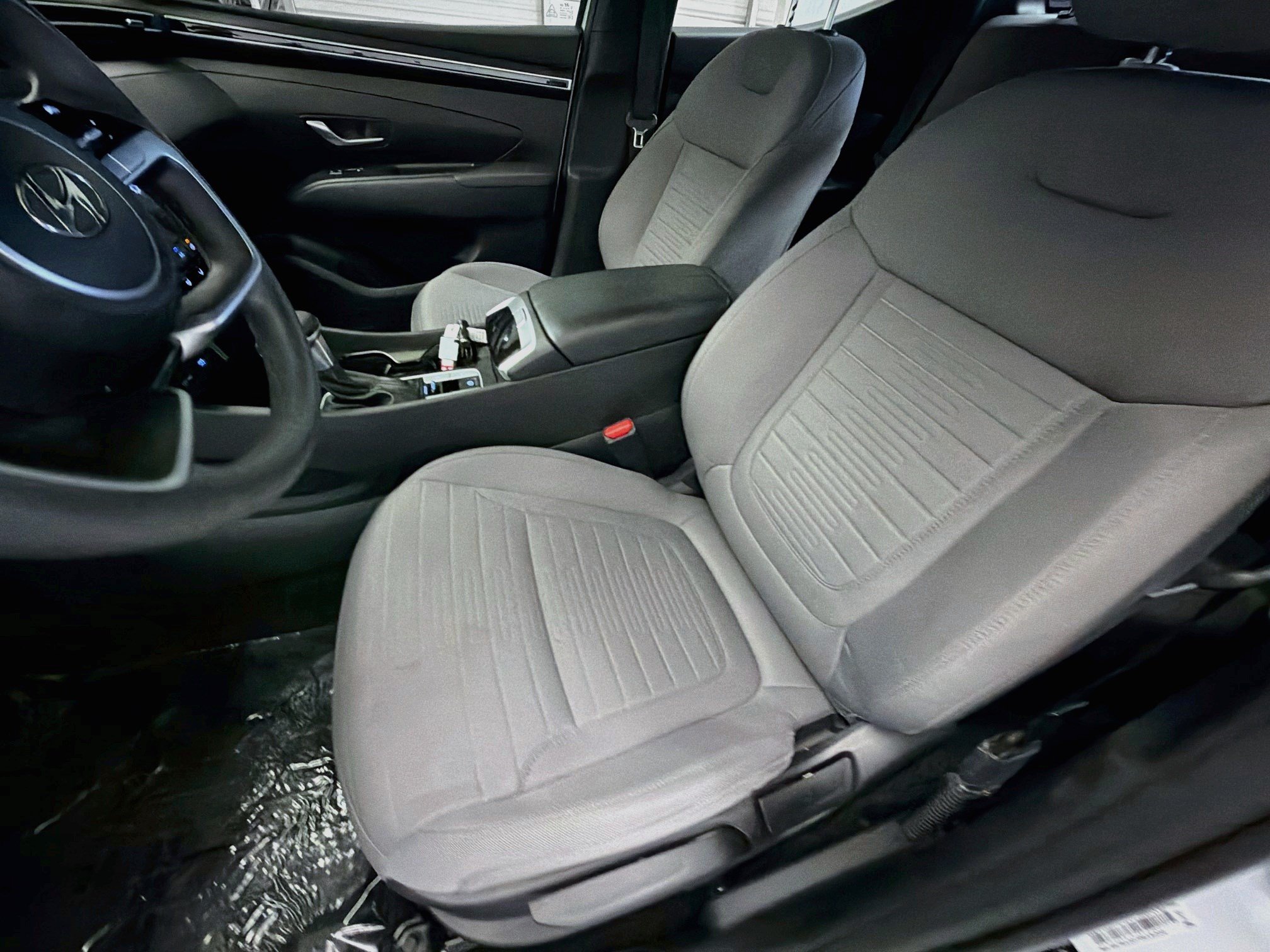 Used 2022 Hyundai Santa Cruz SE AWD/4WD image 11