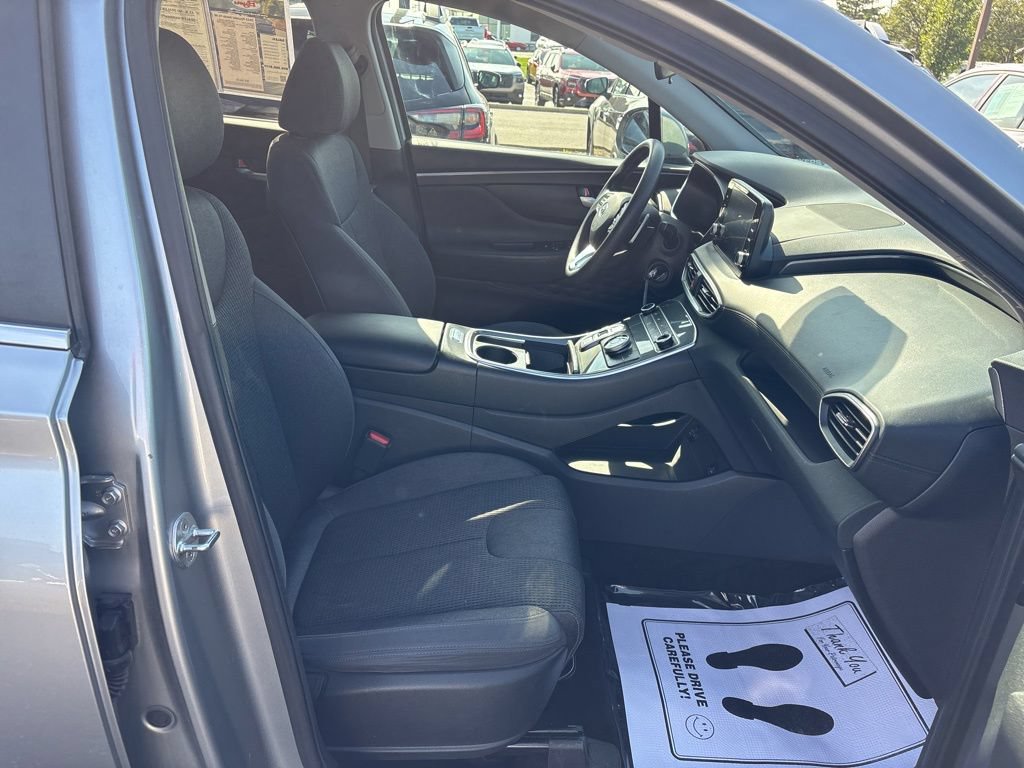Used 2022 Hyundai Santa Fe SE AWD/4WD image 10