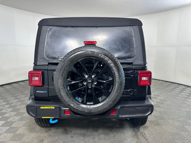 Used 2023 Jeep Wrangler Unlimited Sahara w/ Cold Weather Group image 4