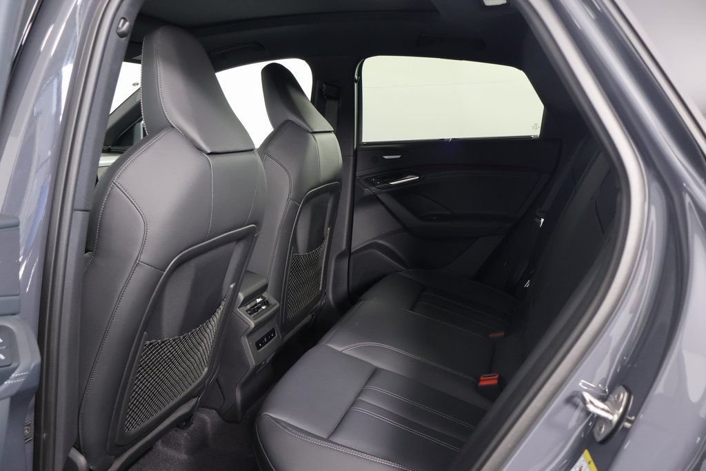 New 2027 Audi Q6 e-tron Premium Plus AWD/4WD image 6