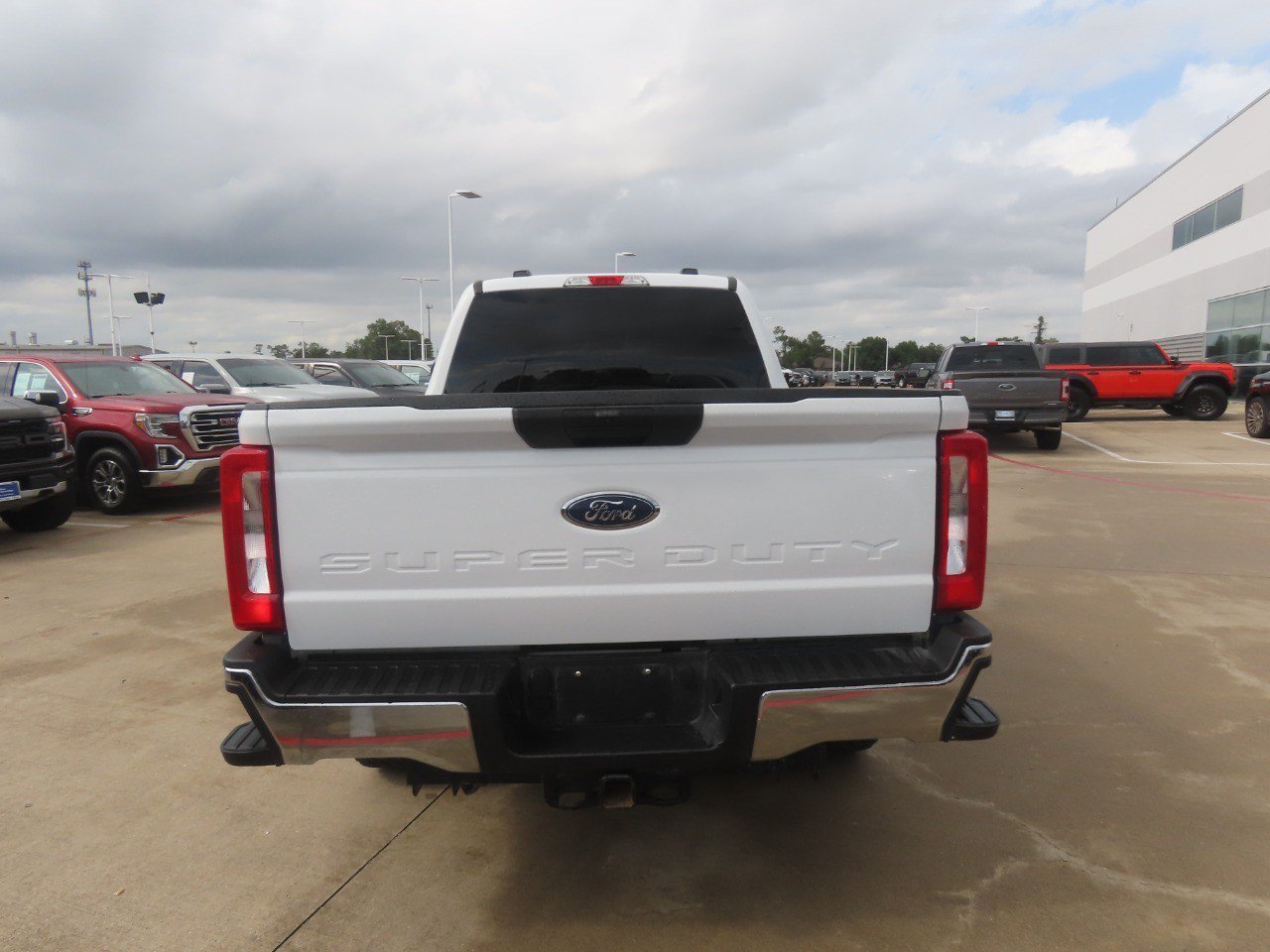 Used 2025 Ford F250 XLT w/ FX4 Off-Road Package AWD/4WD image 13