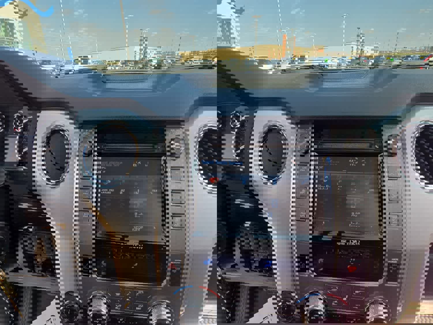 Used 2017 Toyota Tundra Limited w/ Limited Premium Package image 38