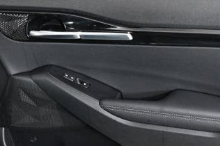 Certified 2025 Kia Seltos EX image 12