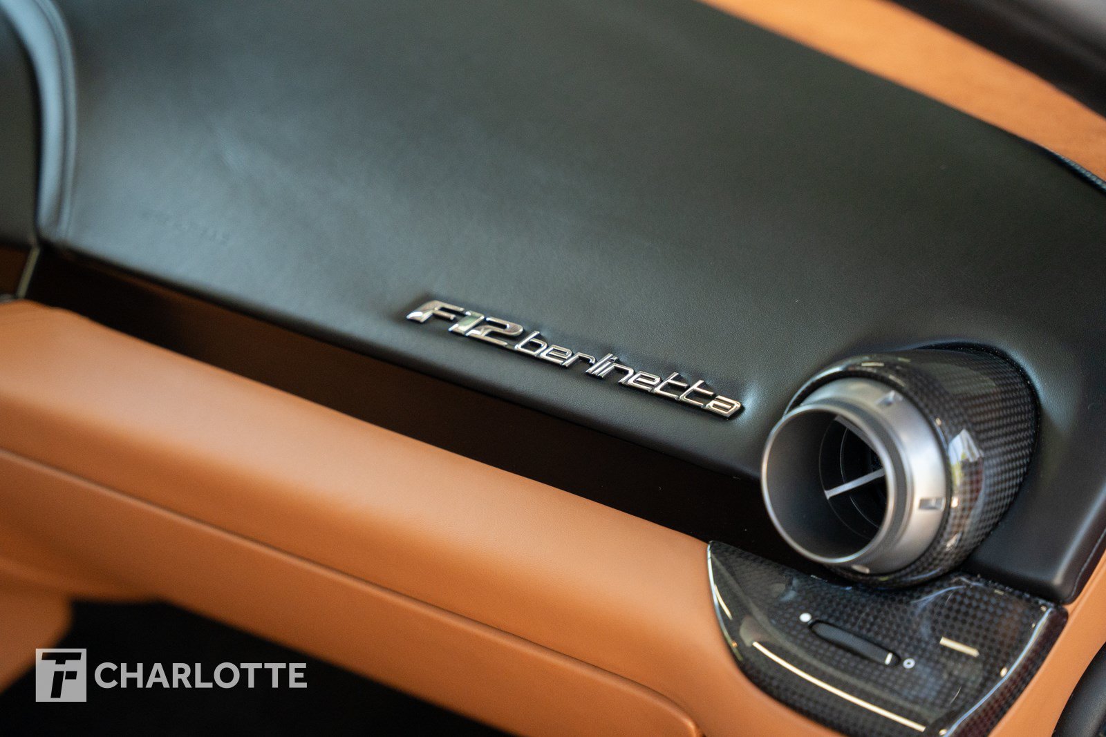 Used 2014 Ferrari F12 Berlinetta RWD image 38