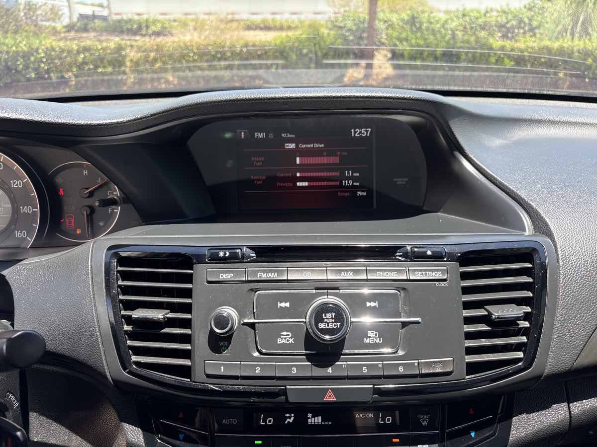 Used 2017 Honda Accord Sport image 22