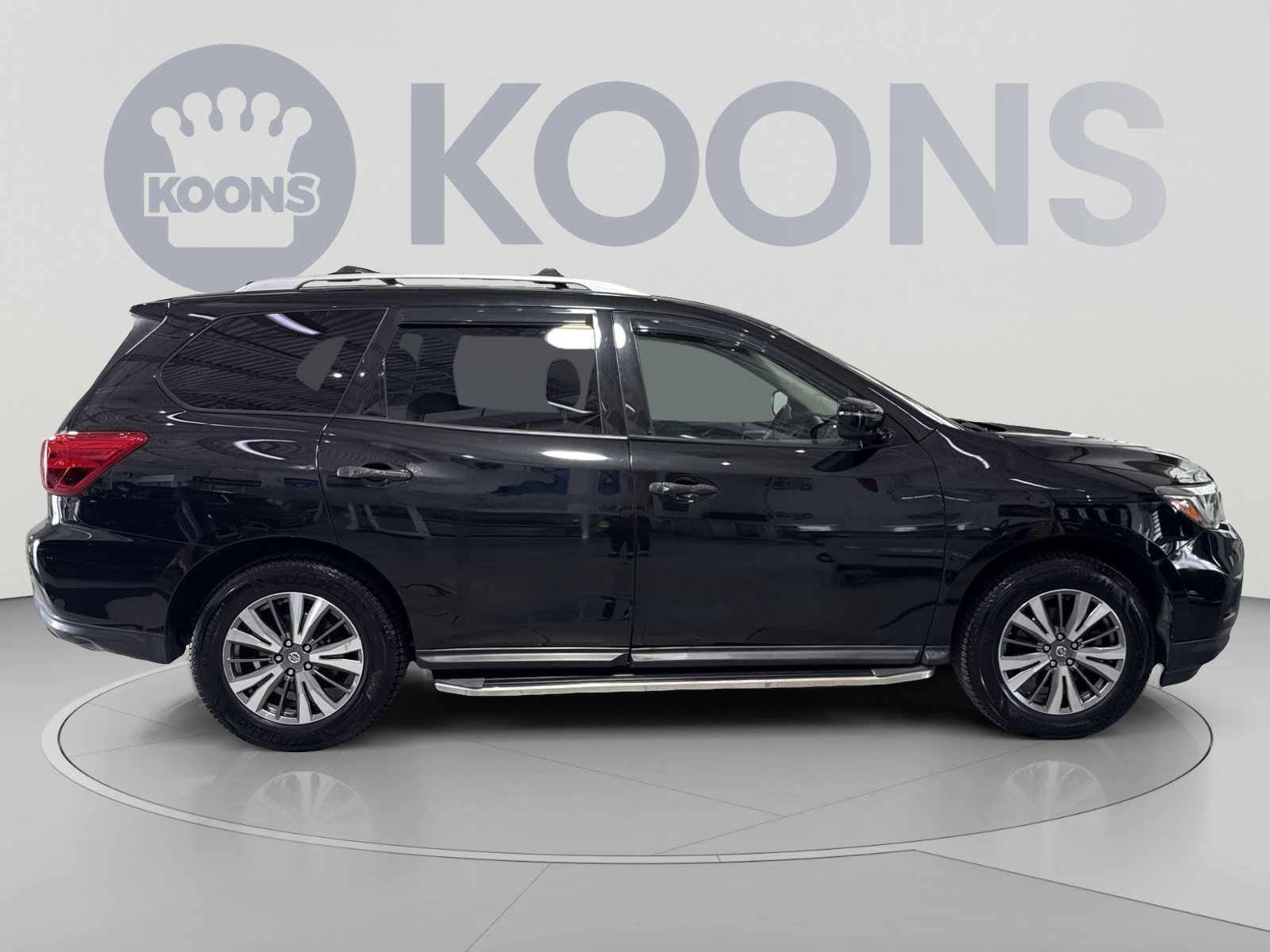 Used 2019 Nissan Pathfinder SV AWD/4WD image 12