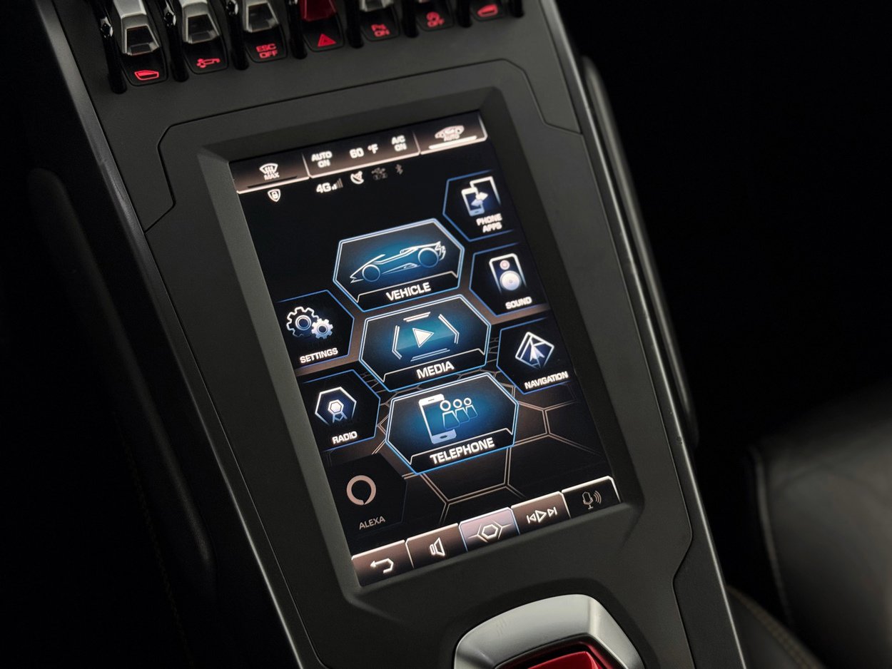 Used 2023 Lamborghini Huracan EVO image 23