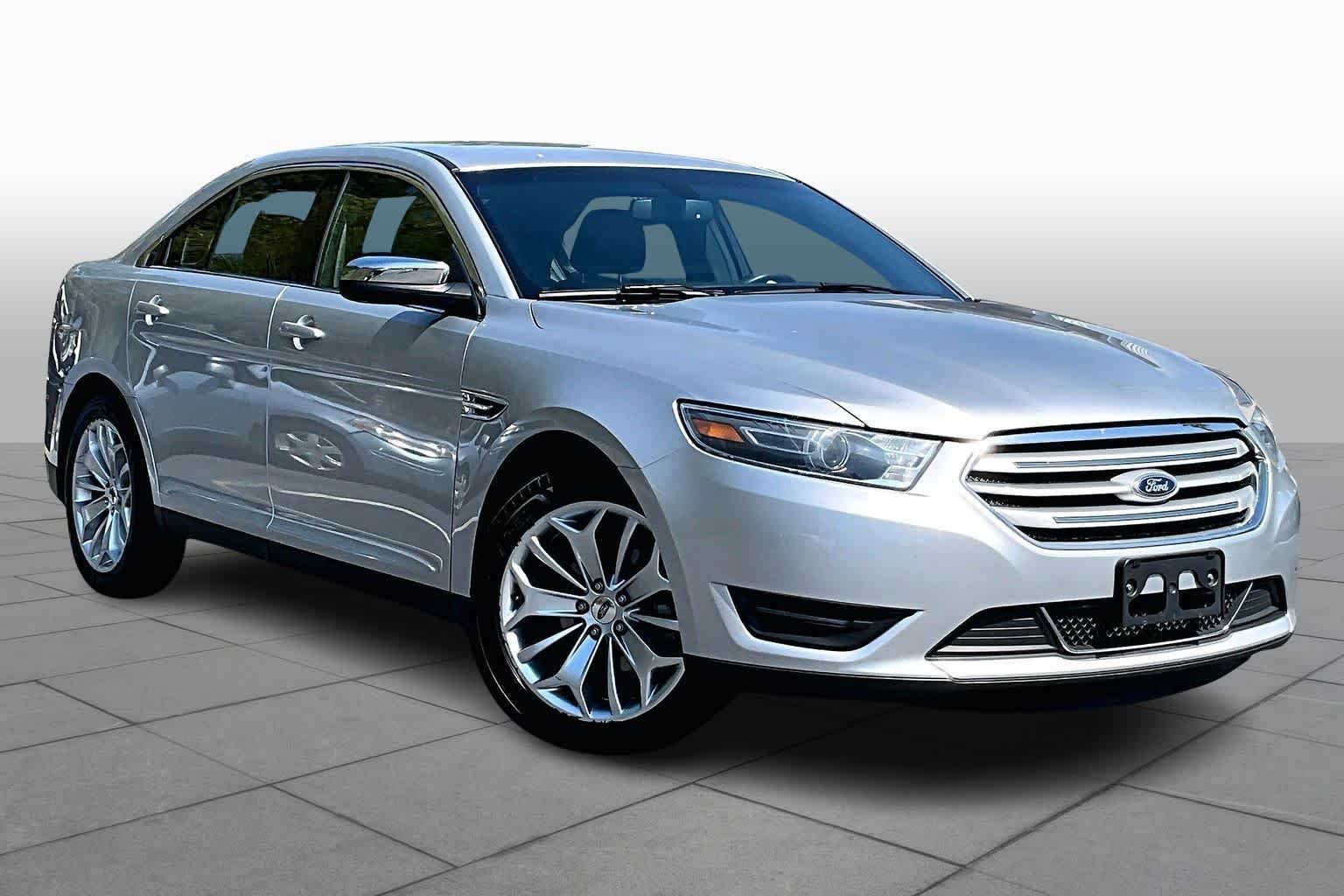 Used 2015 Ford Taurus Limited FWD image 3