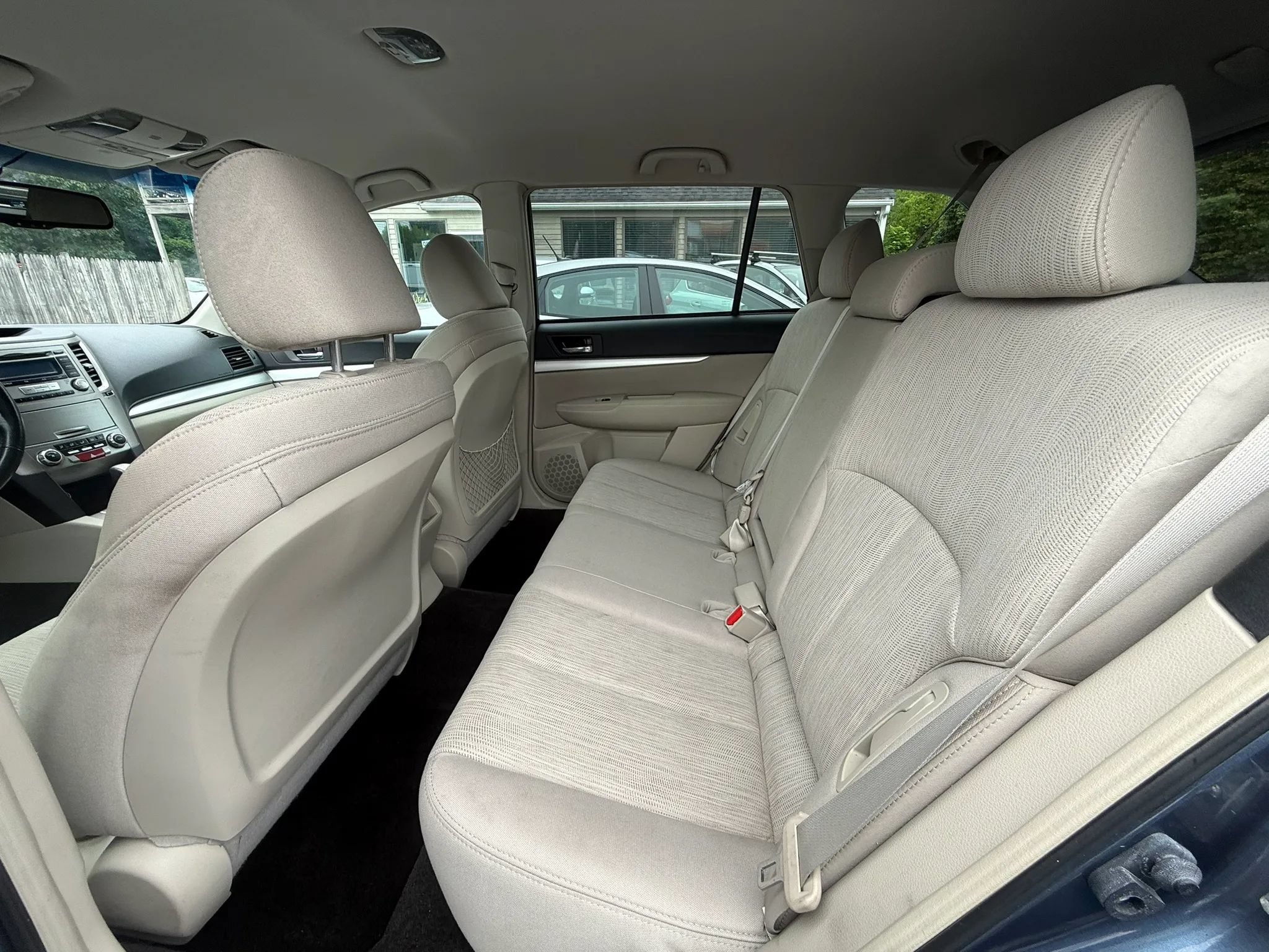Used 2013 Subaru Outback 2.5i Premium w/ All-Weather Pkg AWD/4WD image 15