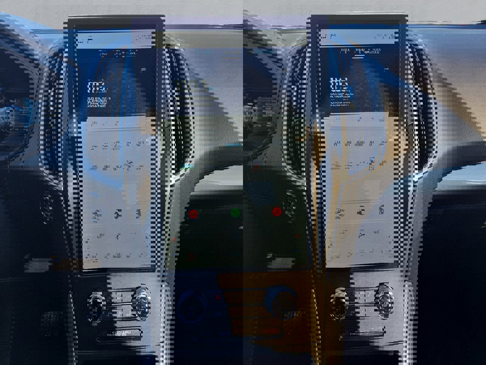 Certified 2024 Ford Edge SEL w/ Convenience Package image 17