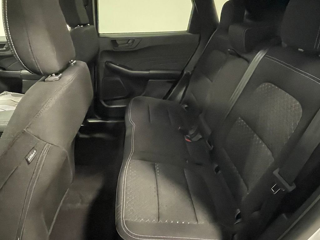 Used 2025 Ford Escape Active w/ Tech Pack #1 AWD/4WD image 18