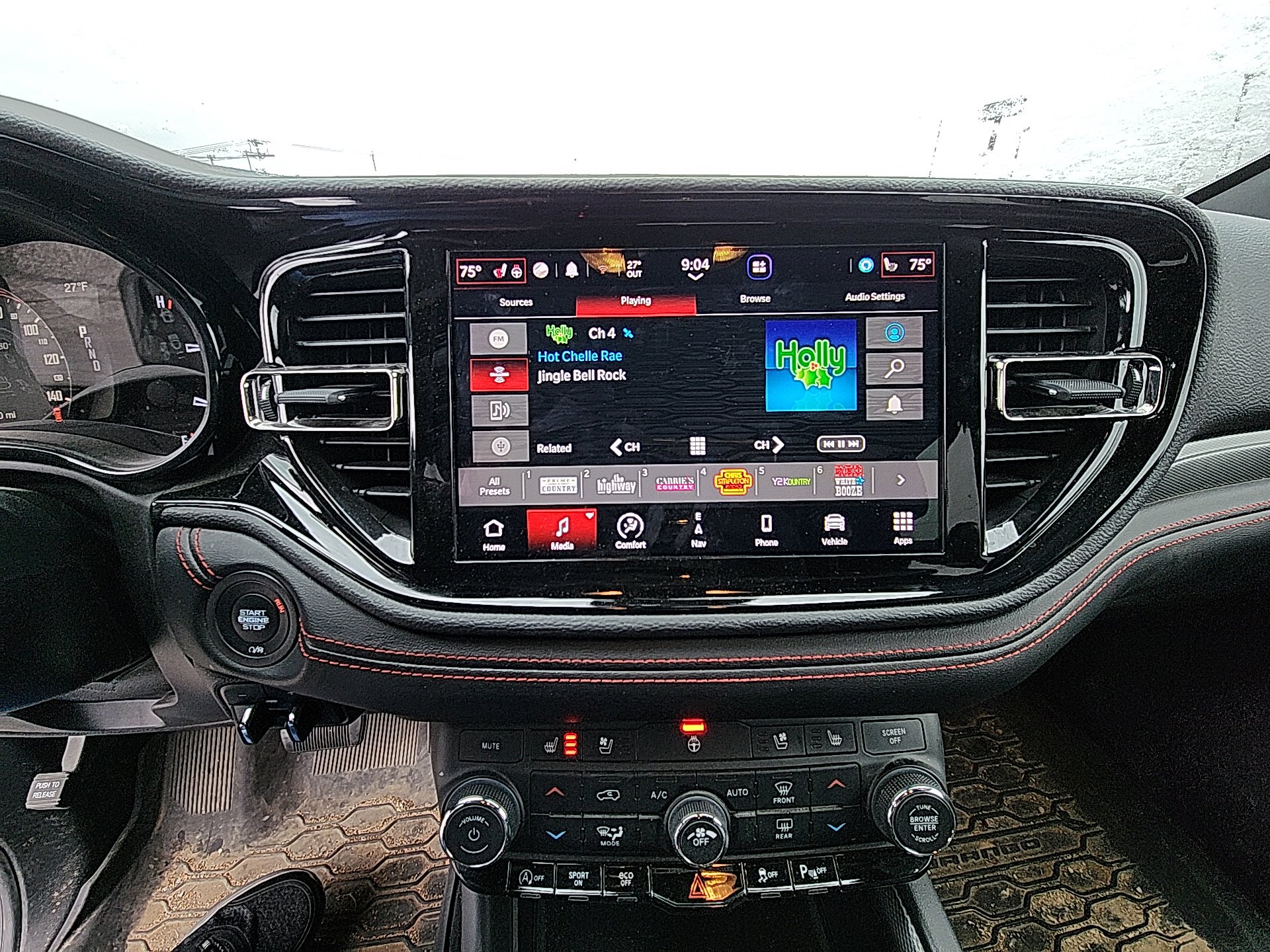 Used 2023 Dodge Durango GT image 12