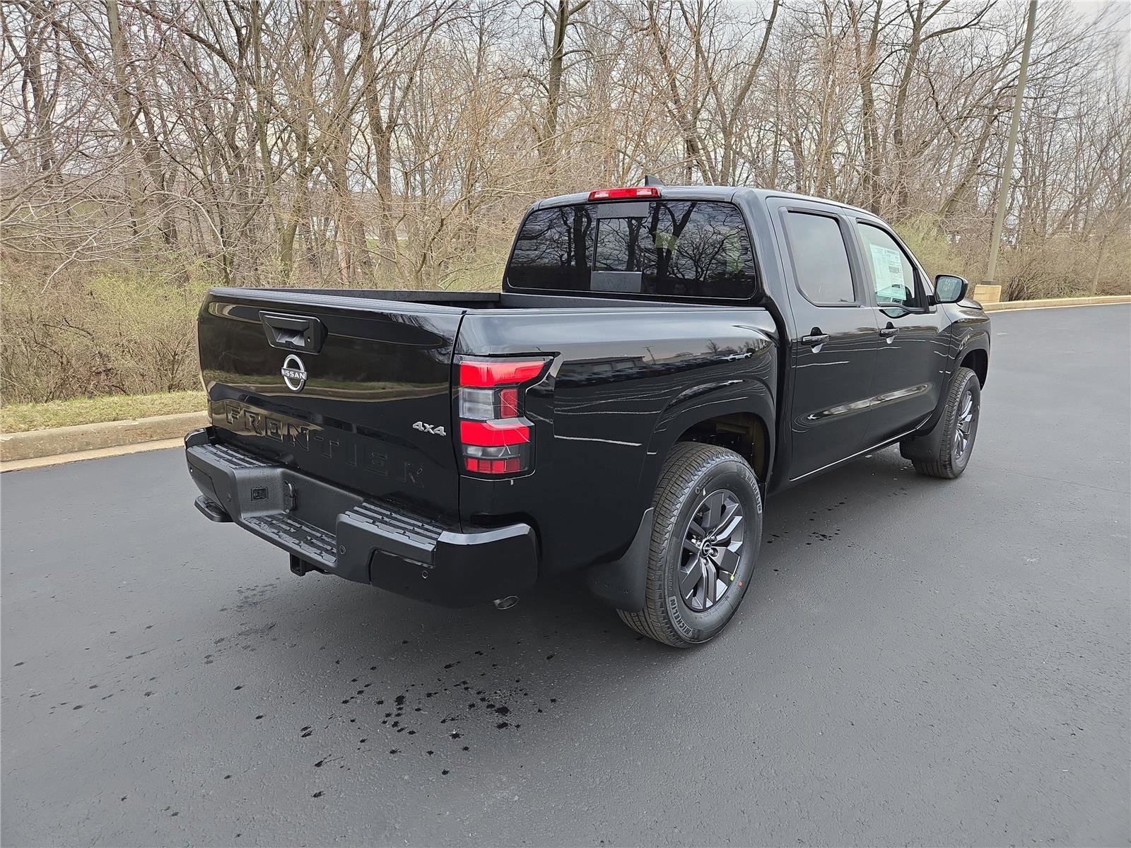 New 2026 Nissan Frontier SV w/ All-Weather Content Package AWD/4WD image 3