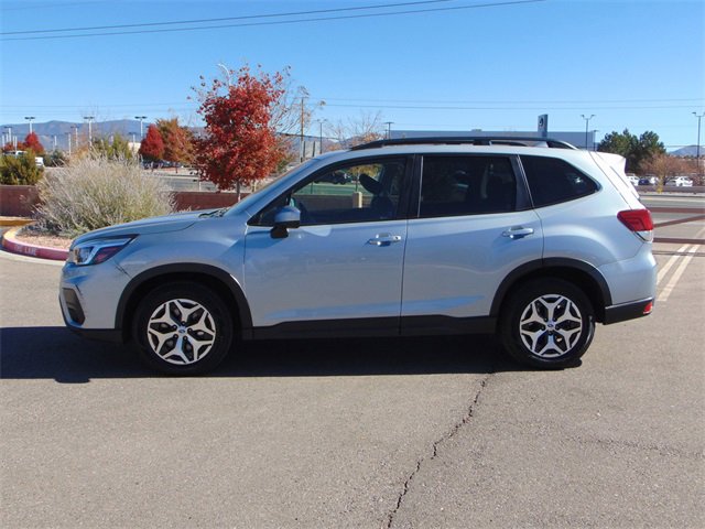 Used 2020 Subaru Forester Premium image 7