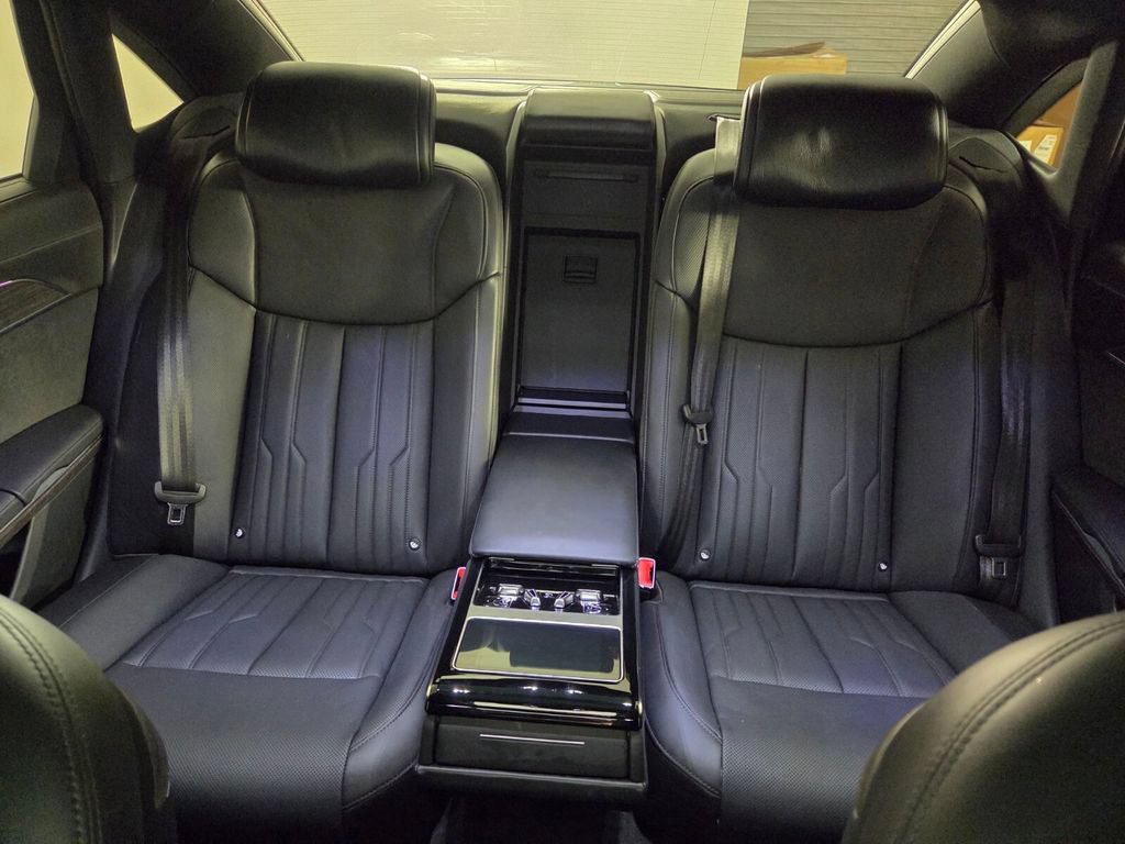 Used 2024 Audi A8 L 3.0T AWD/4WD image 21