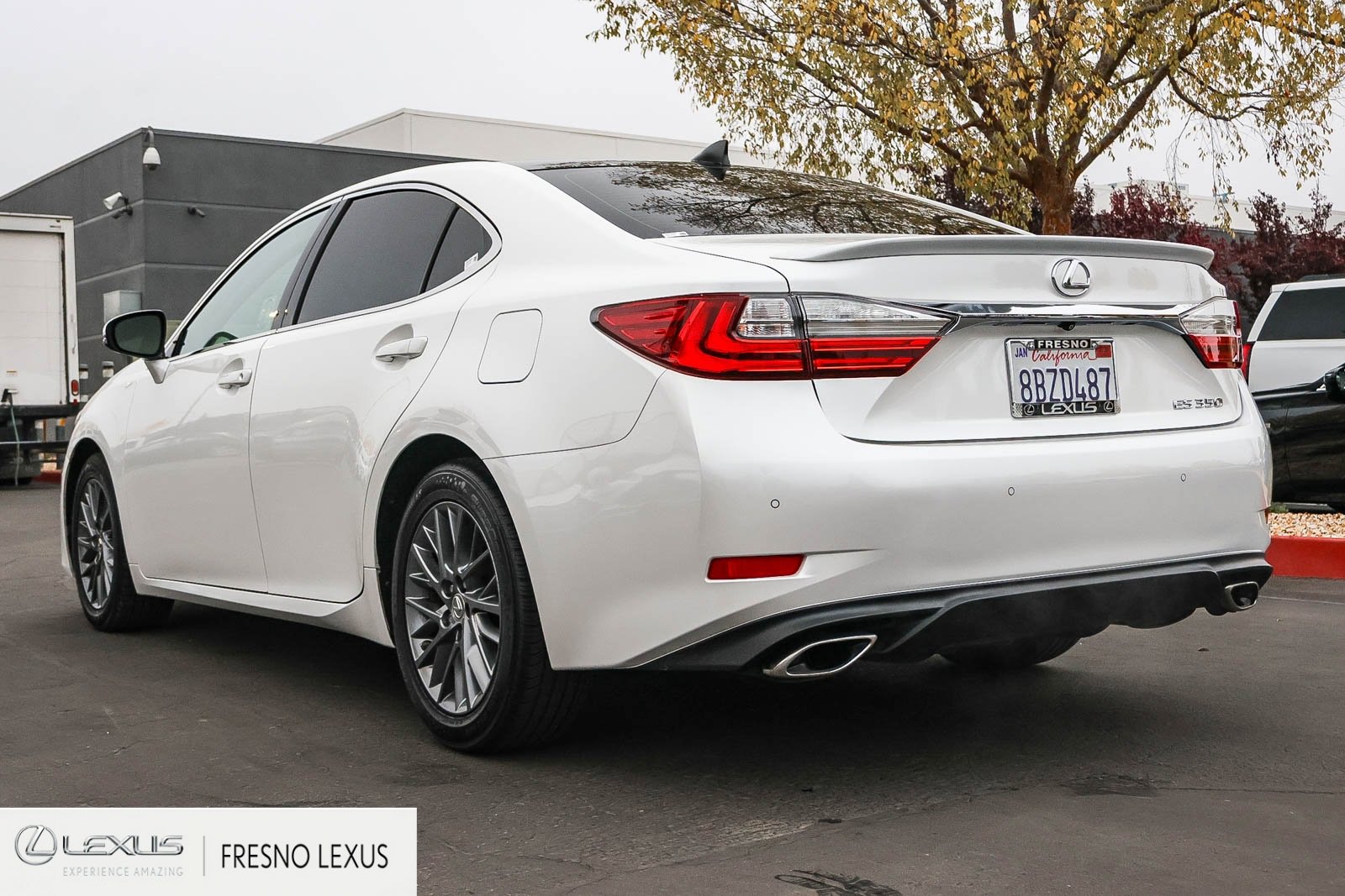 Used 2018 Lexus ES 350 w/ Navigation System Package image 4