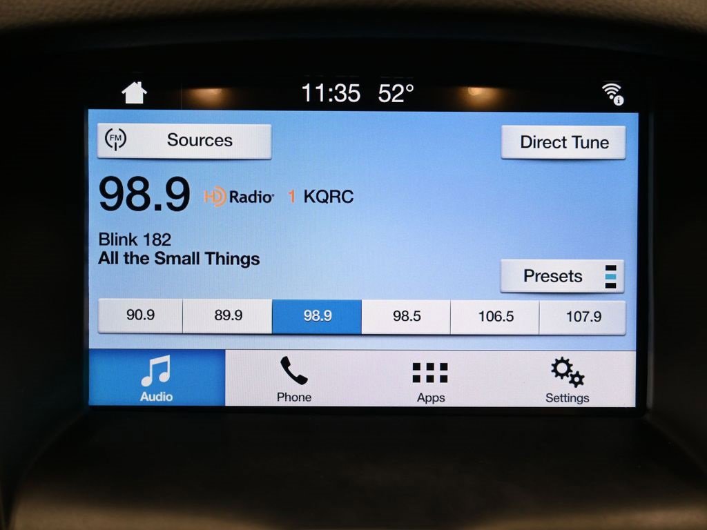 Used 2017 Ford Focus SEL image 20