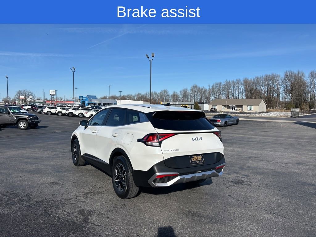 Used 2024 Kia Sportage LX image 6