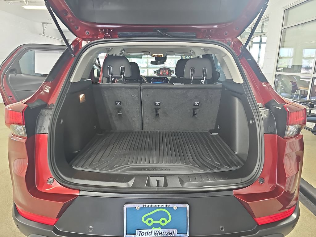 Certified 2025 Chevrolet TrailBlazer LS w/ LS Convenience Package FWD image 15