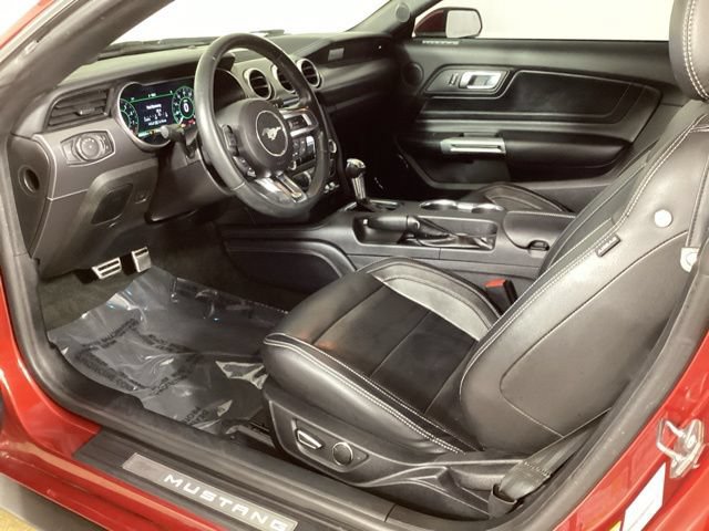 Used 2019 Ford Mustang GT Premium w/ Equipment Group 401A RWD image 28
