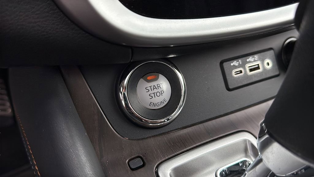 Used 2021 Nissan Murano Platinum w/ Cargo Package image 28