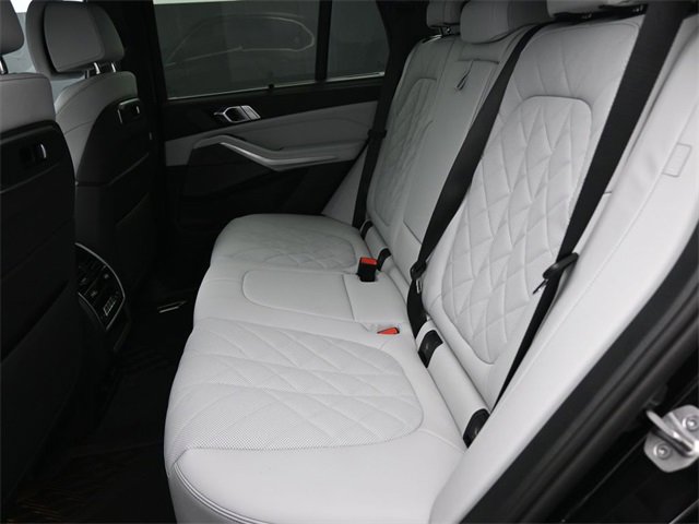 New 2026 BMW X5 sDrive40i w/ Climate Comfort Package image 10