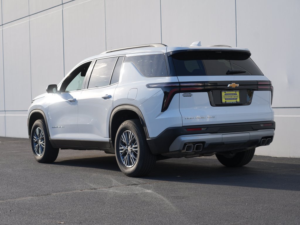 Certified 2026 Chevrolet Traverse LT w/ Driver Confidence Package AWD/4WD image 6