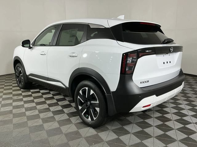 New 2025 Nissan Kicks SV image 5