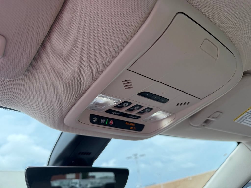 Used 2023 Buick Enclave Avenir w/ Avenir Technology Package FWD image 34